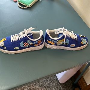 New Nike Air Force 1s. Only worn once to try them on and they are too big.